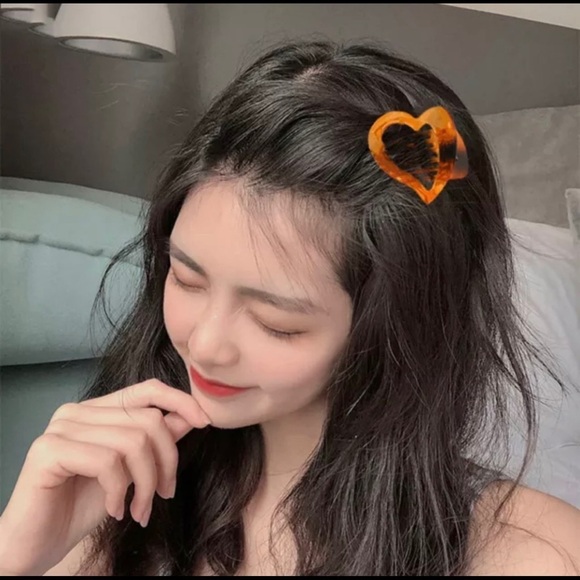 ? Look for my Super Sexy Hair Clips to Enhance your long  display picture 1